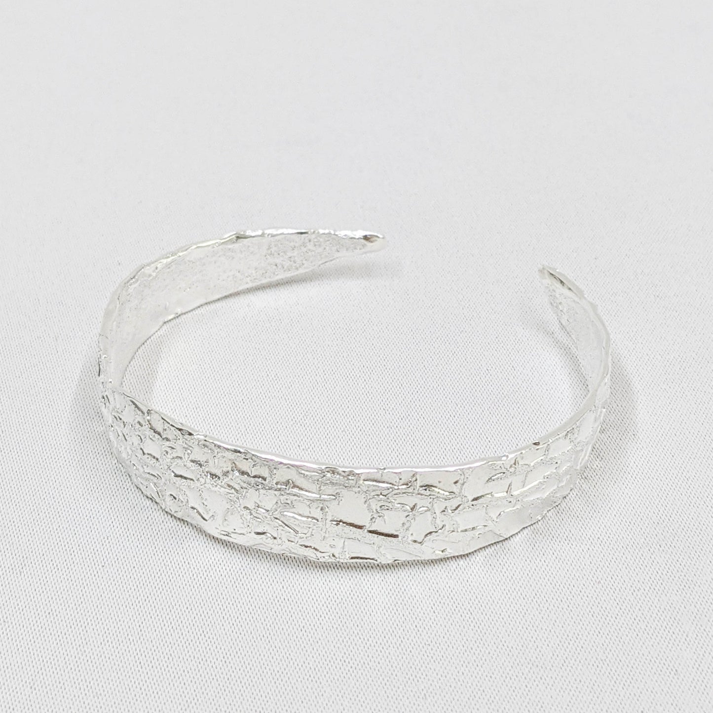 Octi Ransom: Melon Skin Bangle